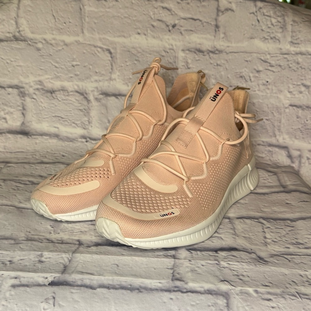 Women's Pink Sneakers